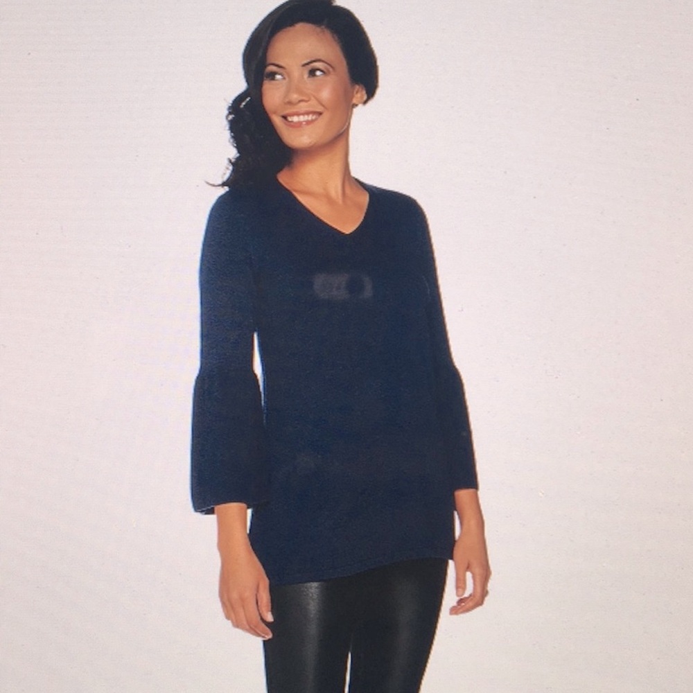 H by Halston Womens XL Navy Blue V-Neck Bell Sleeve Knit Sweater A297074